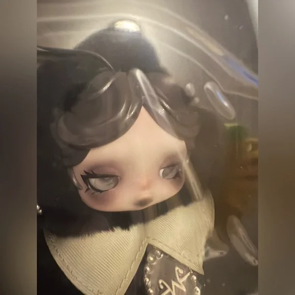 POP MART x Skullpanda x WEDNESDAY (classic version) - Picture 3 of 9